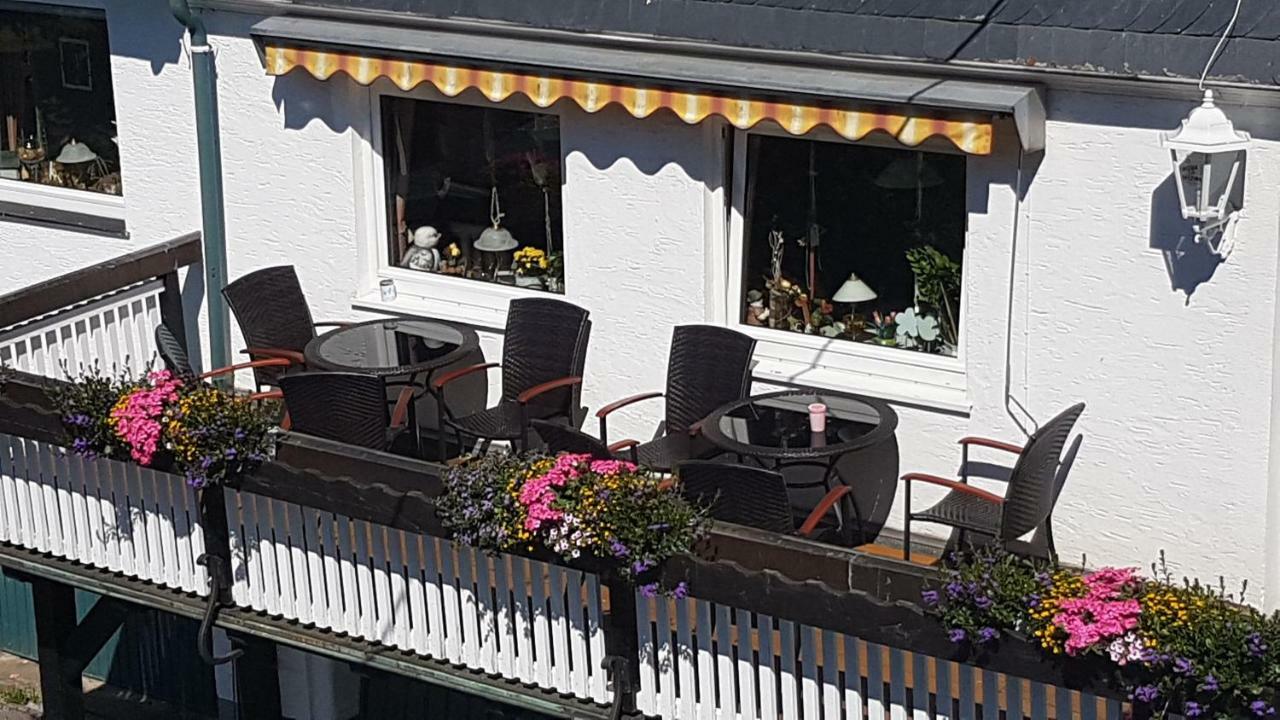 Pension Bergfrieden Schmallenberg Bagian luar foto